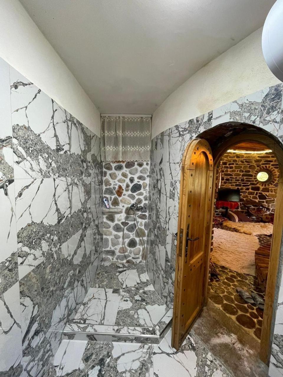 Dibra Park Agrotourism Hotel Peshkopi Exterior photo
