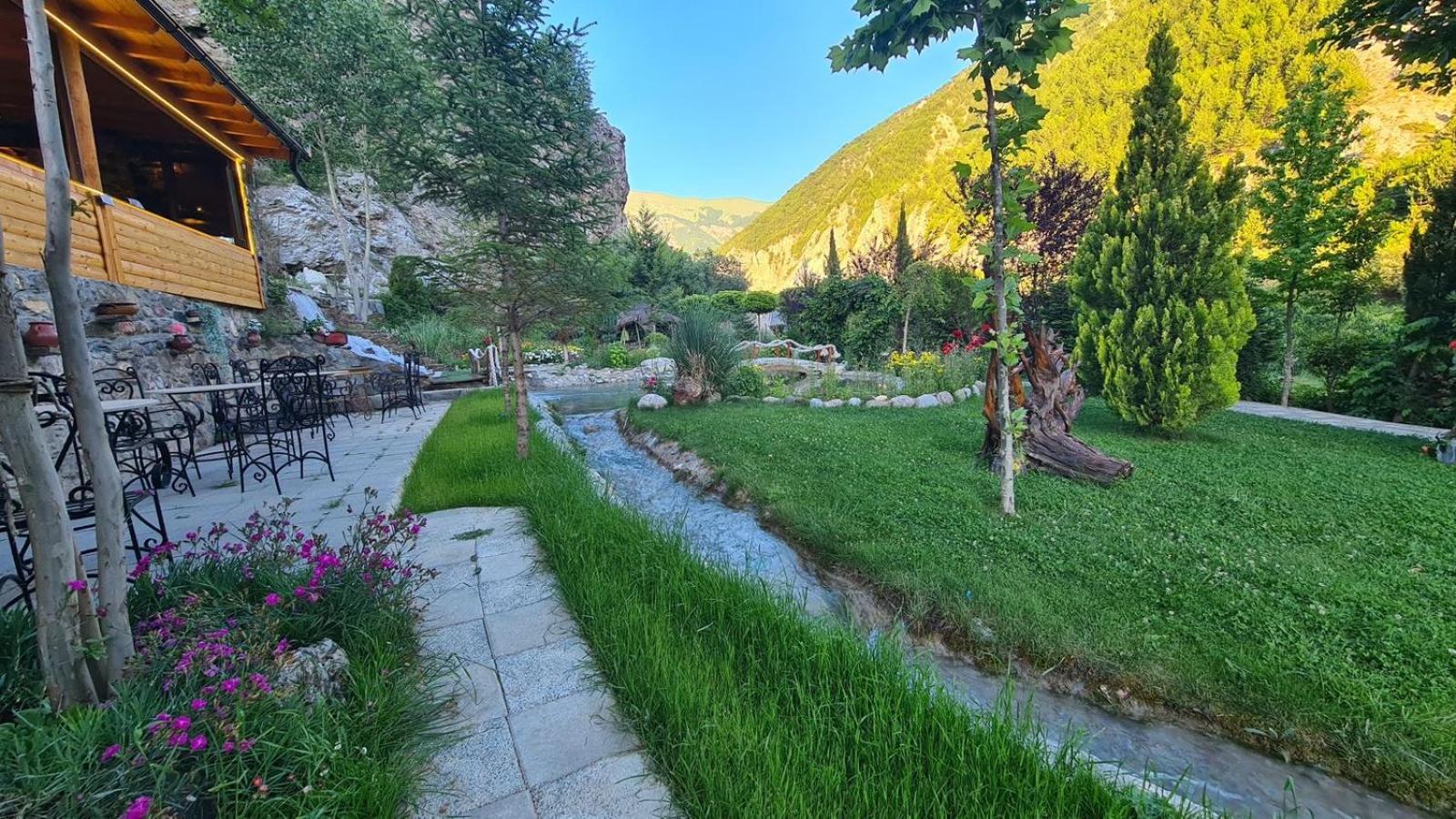 Dibra Park Agrotourism Hotel Peshkopi Exterior photo