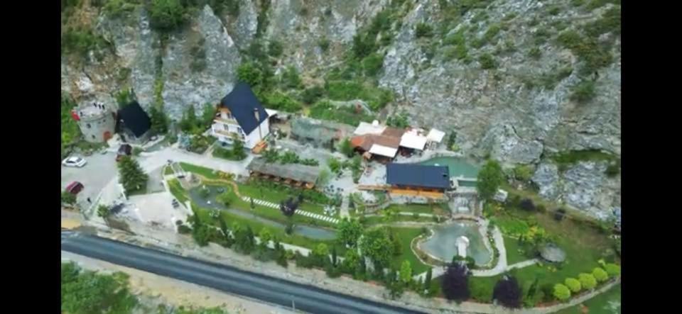 Dibra Park Agrotourism Hotel Peshkopi Exterior photo